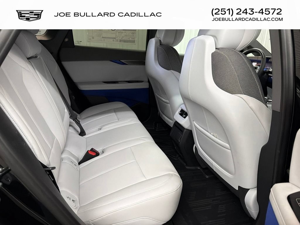 New 2027 Cadillac Optiq Sport w/ LPO, Floor Liner Package AWD/4WD image 22