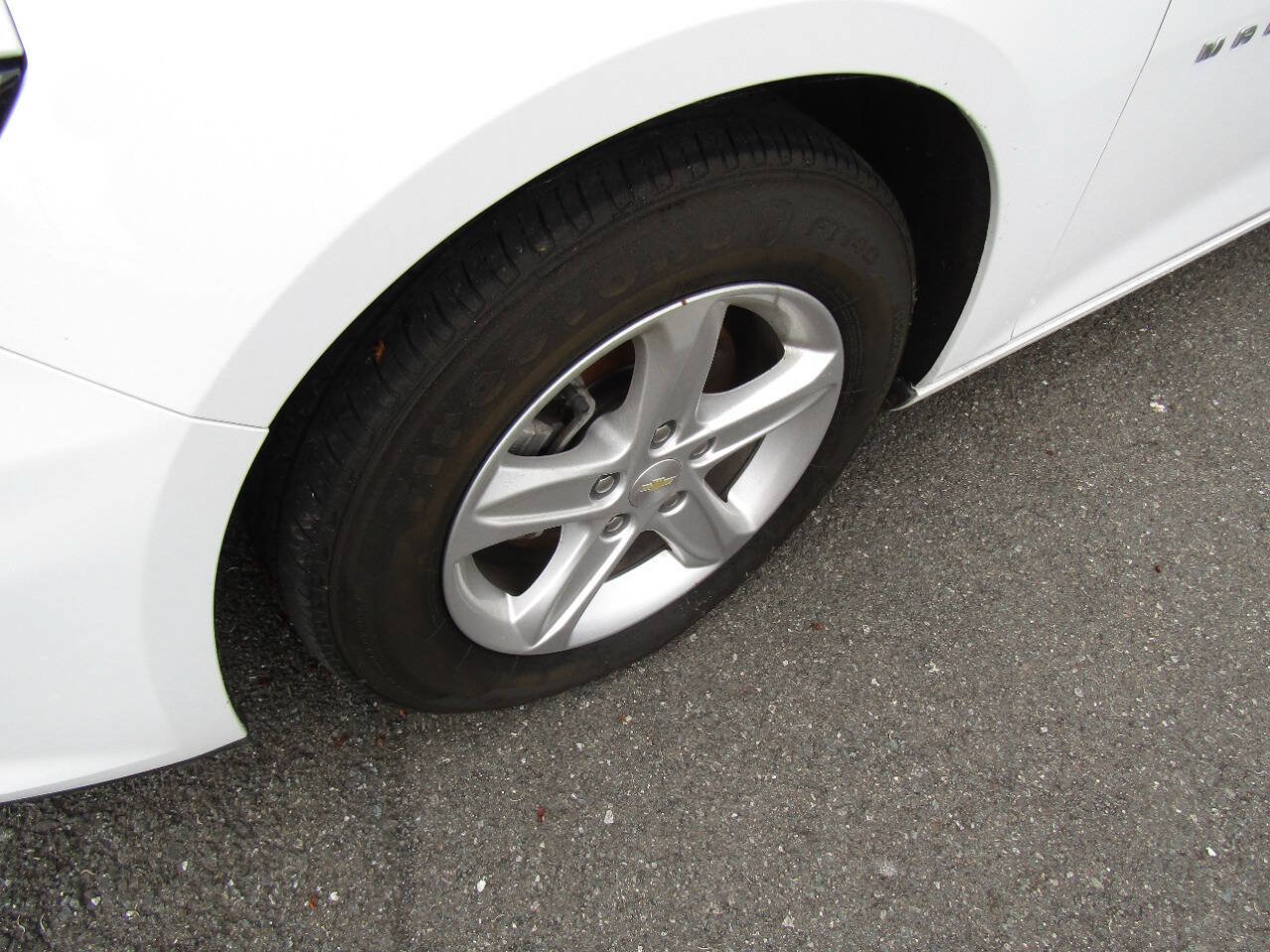 Used 2022 Chevrolet Malibu LS w/ LPO, Floor Liner Package FWD image 26