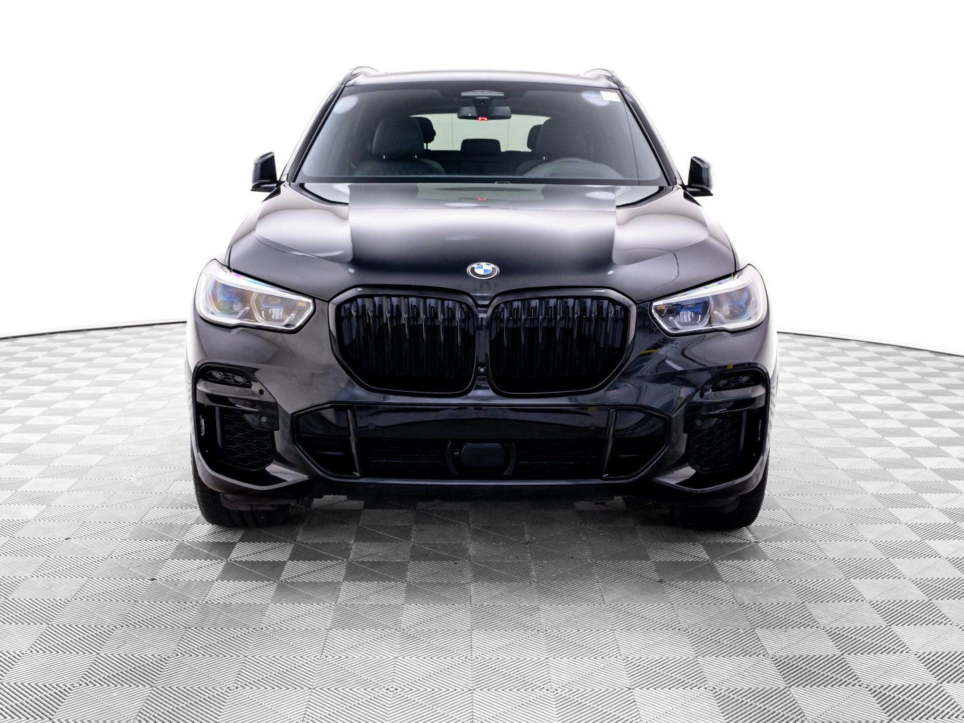 Certified 2023 BMW X5 M50i w/ Executive Package image 9