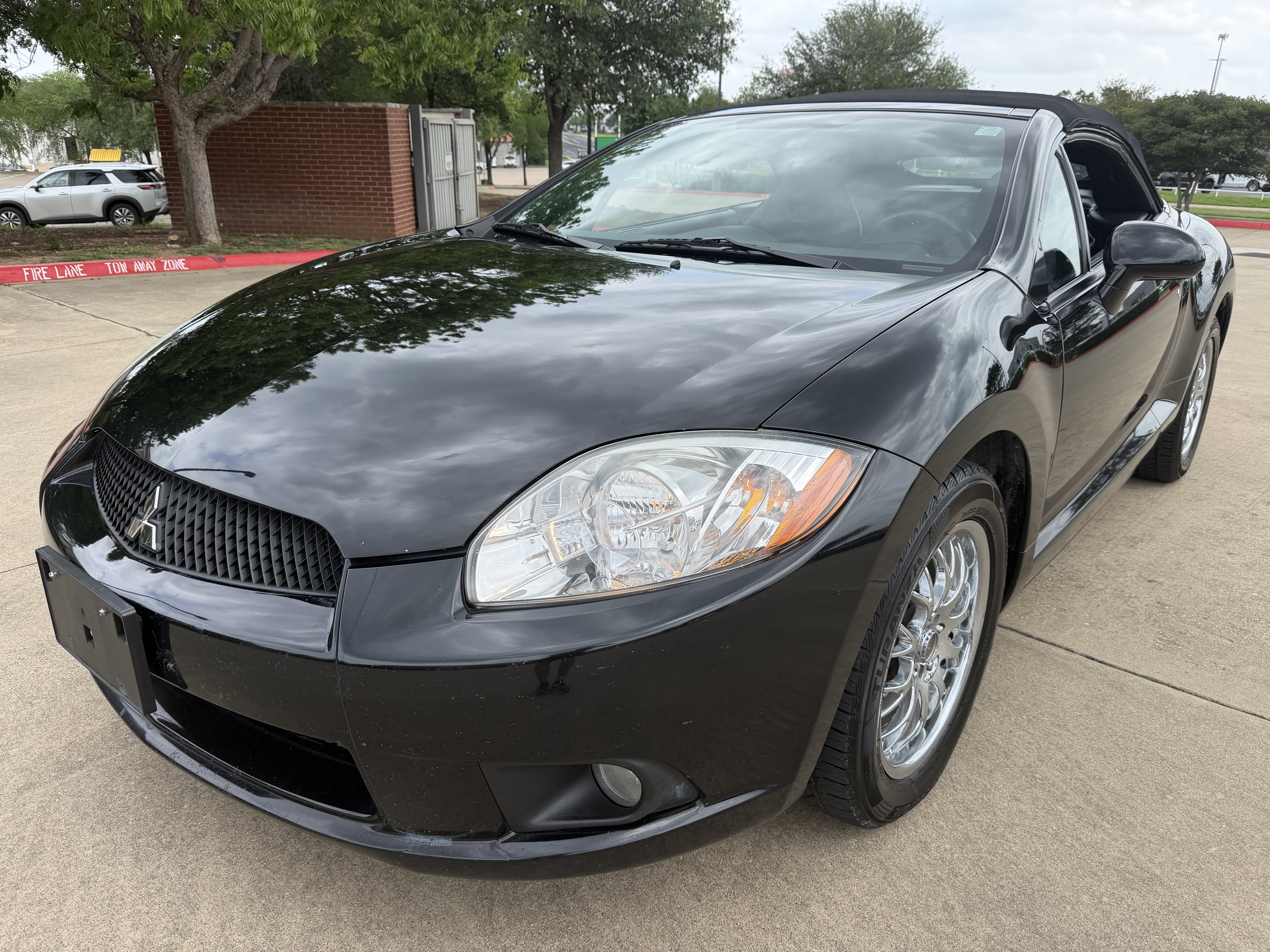 Used 2009 Mitsubishi Eclipse GS image 5