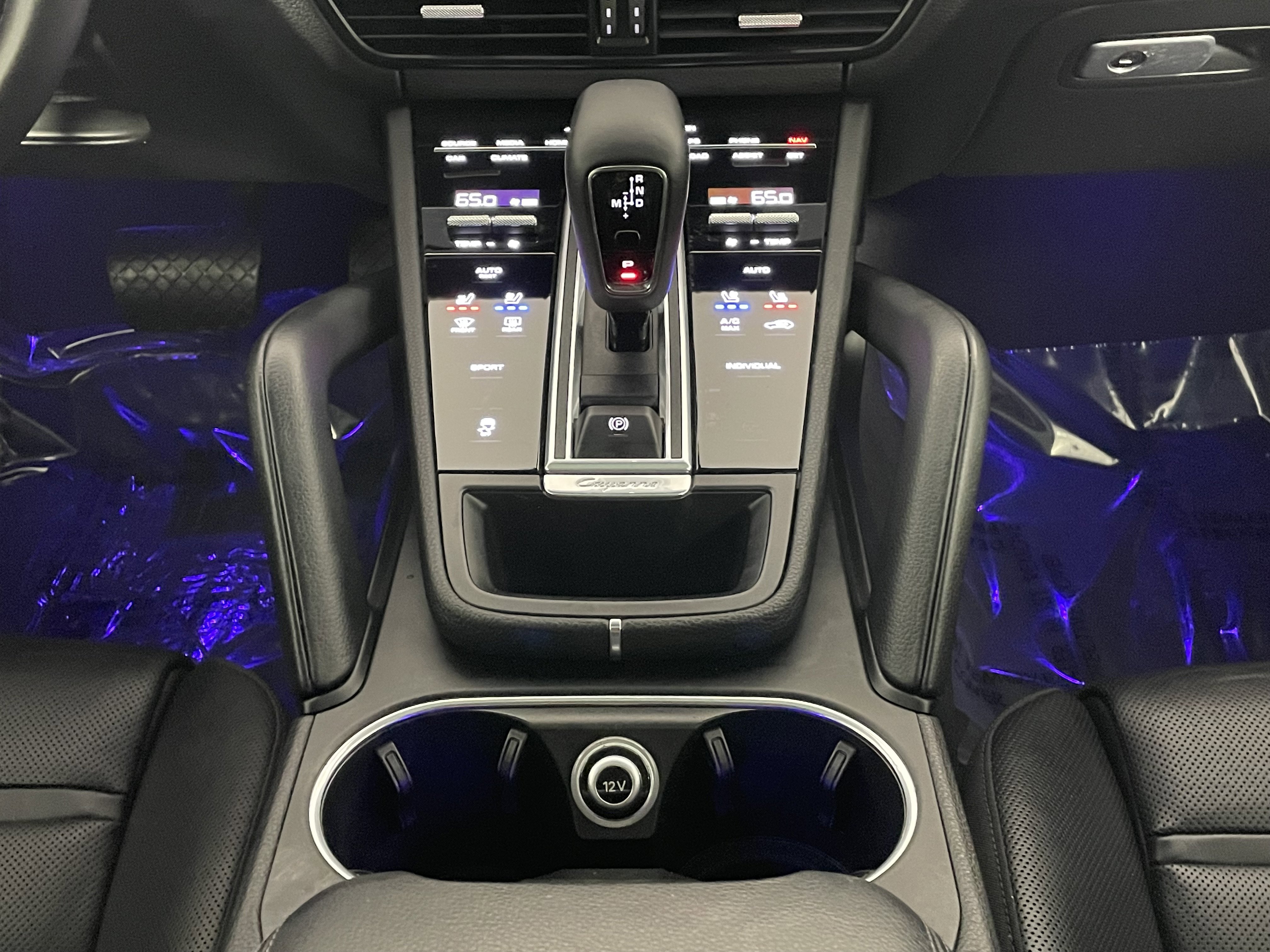 Used 2023 Porsche Cayenne image 20