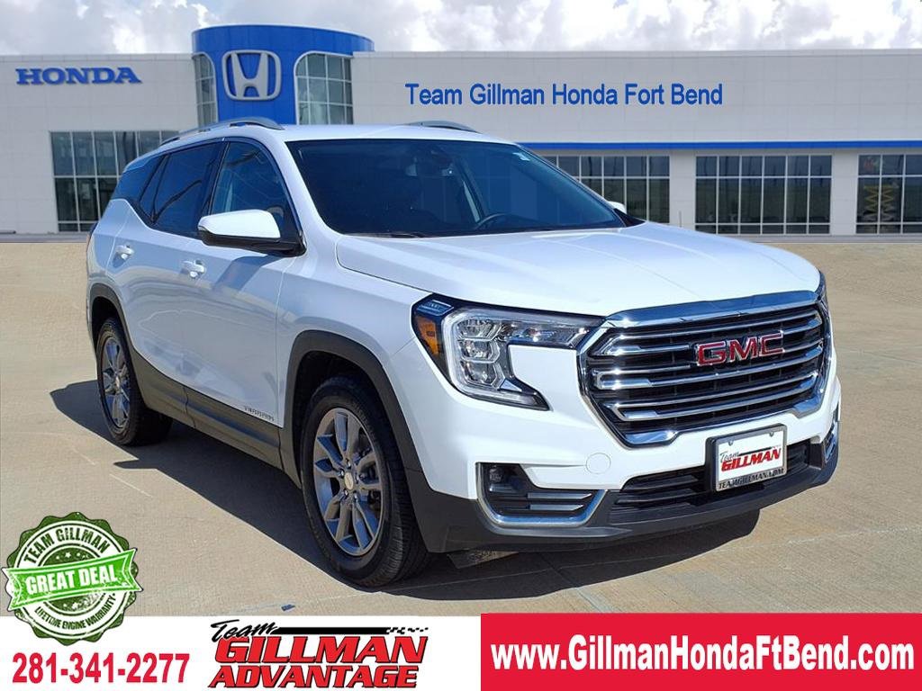 Used 2024 GMC Terrain SLT image 1