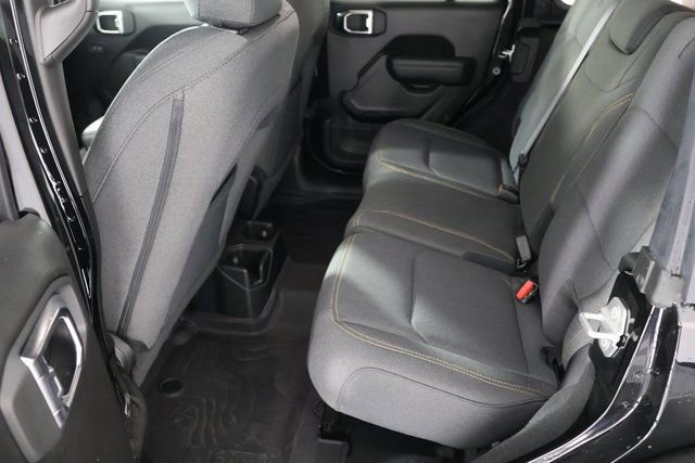 Used 2025 Jeep Wrangler Willys image 19