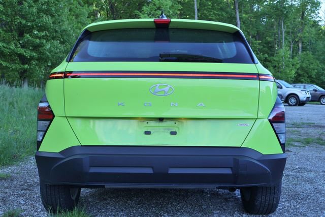 Used 2024 Hyundai Kona SE AWD/4WD image 5