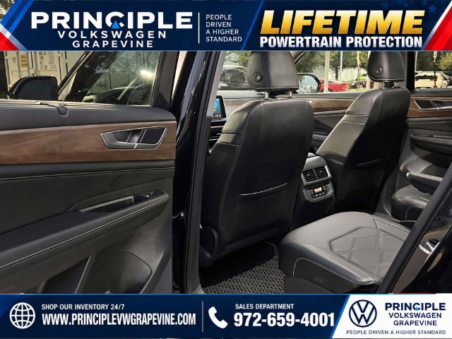 Used 2024 Volkswagen Atlas SE FWD image 24