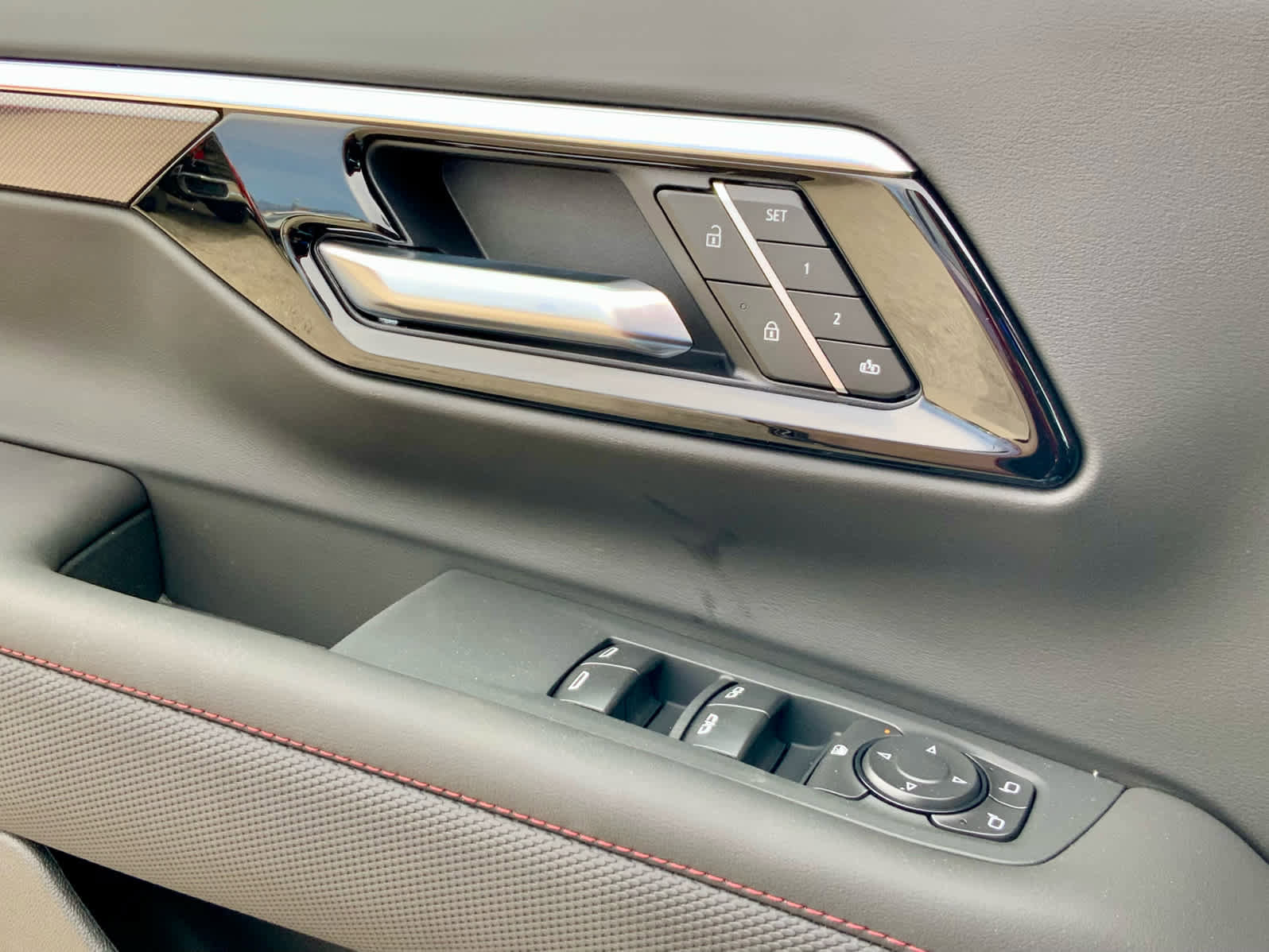 New 2026 Chevrolet Suburban RST image 51