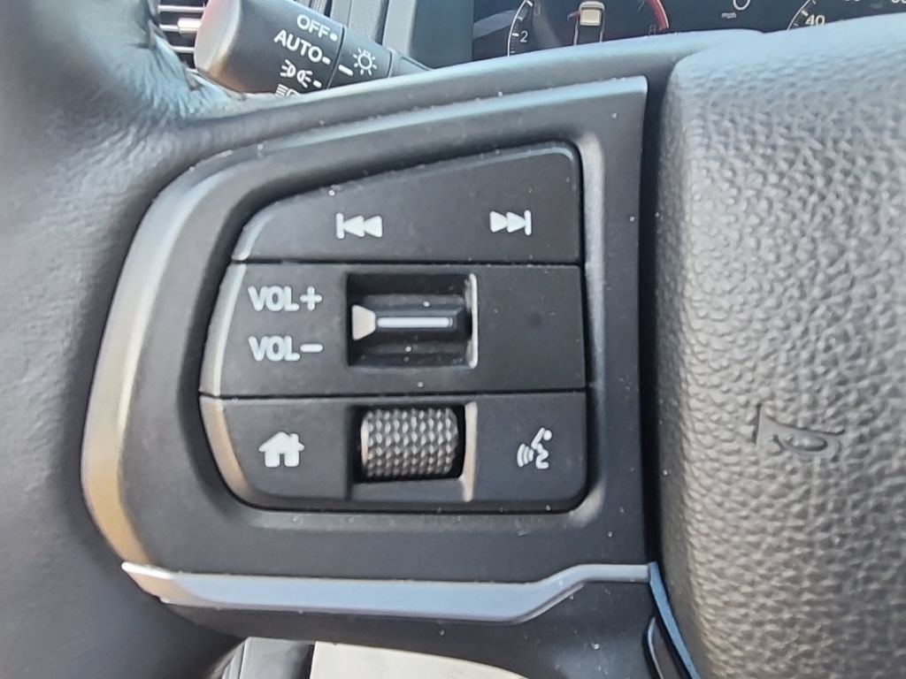 Used 2024 Honda Ridgeline Sport image 11