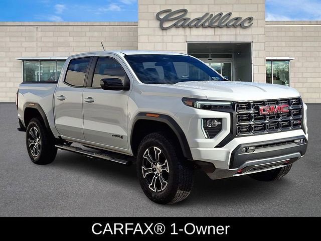 Used 2024 GMC Canyon AT4 image 2