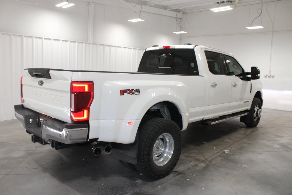 Used 2022 Ford F350 Lariat w/ Lariat Ultimate Package AWD/4WD image 9