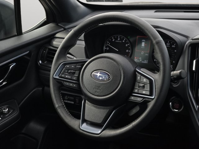 Used 2025 Subaru Forester Limited AWD/4WD image 19