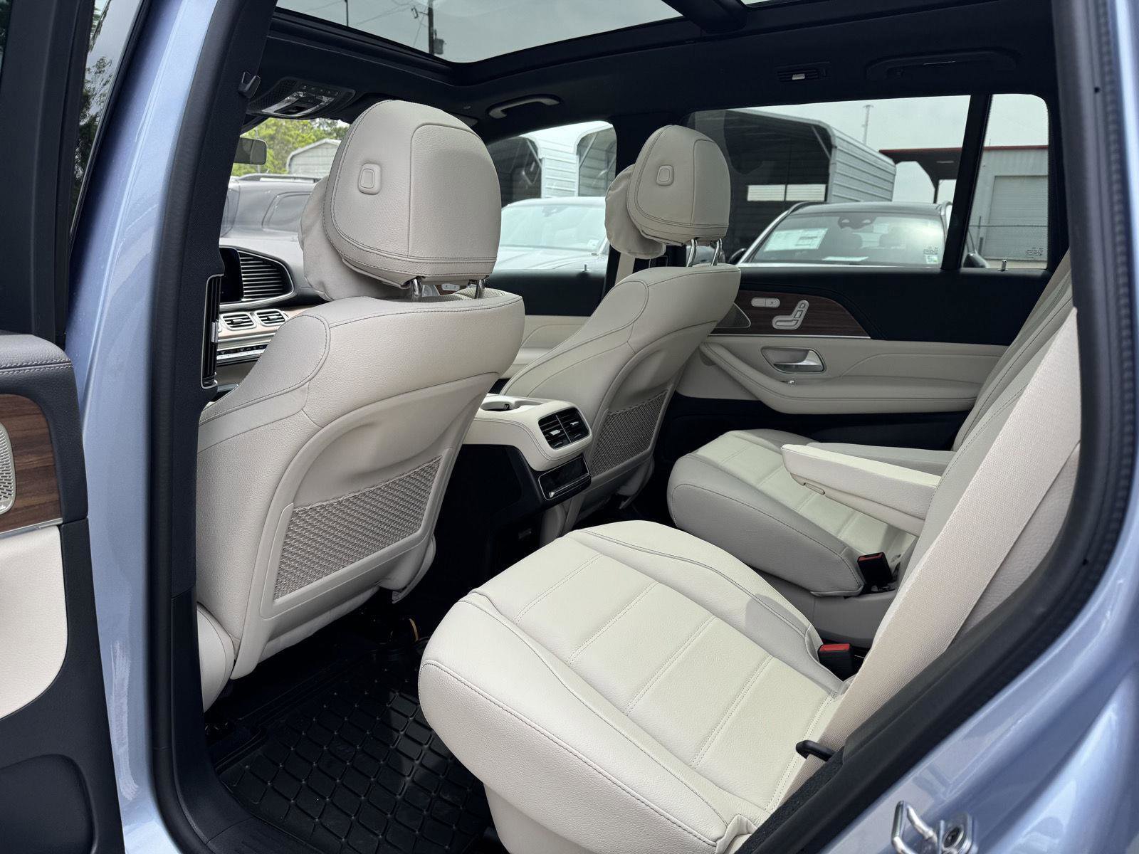 Certified 2026 Mercedes-Benz GLS 580 4MATIC image 16