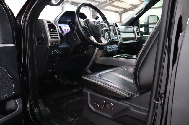 Used 2019 Ford F250 Platinum w/ Platinum Ultimate Package AWD/4WD image 40