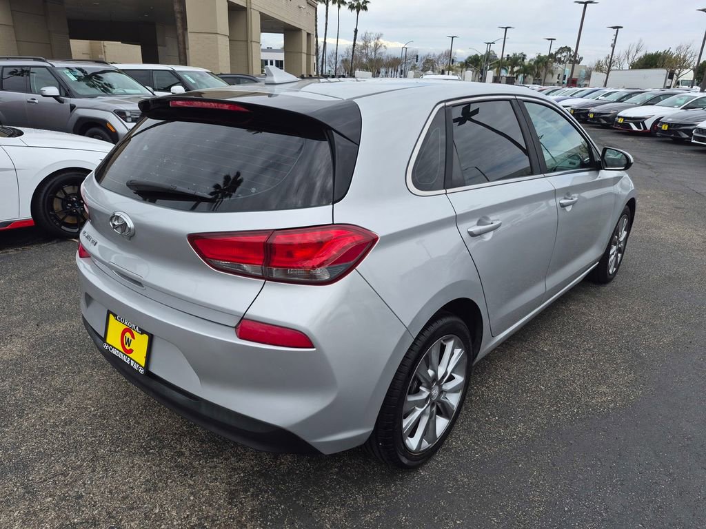 Used 2018 Hyundai Elantra GT image 7