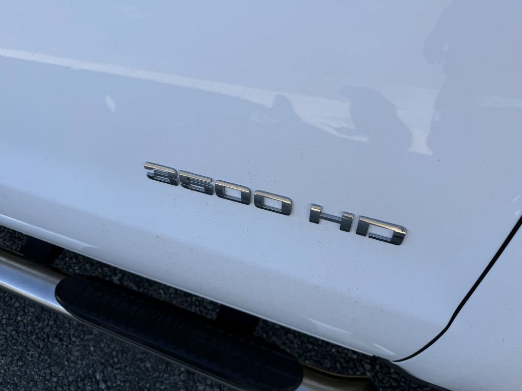 Used 2015 Chevrolet Silverado 3500 W/T image 10