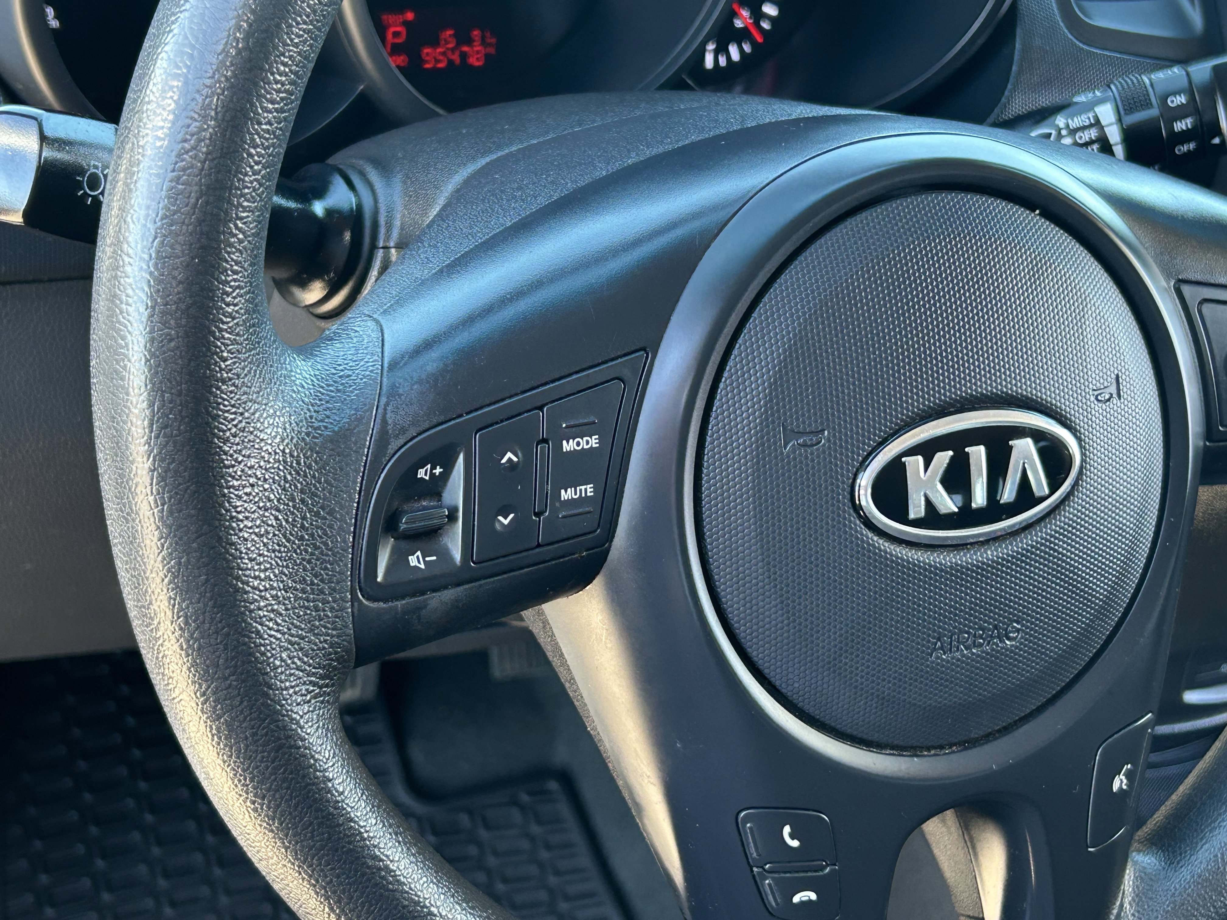 Used 2012 Kia Soul image 23