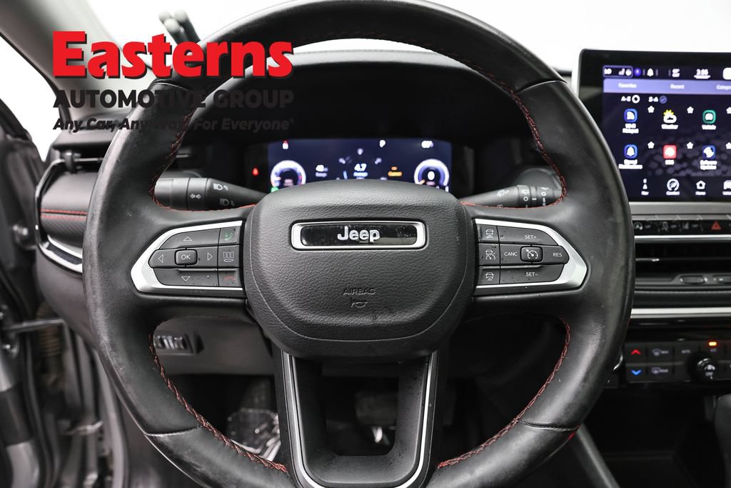 Used 2022 Jeep Compass Trailhawk w/ Trailhawk Elite Group AWD/4WD image 10
