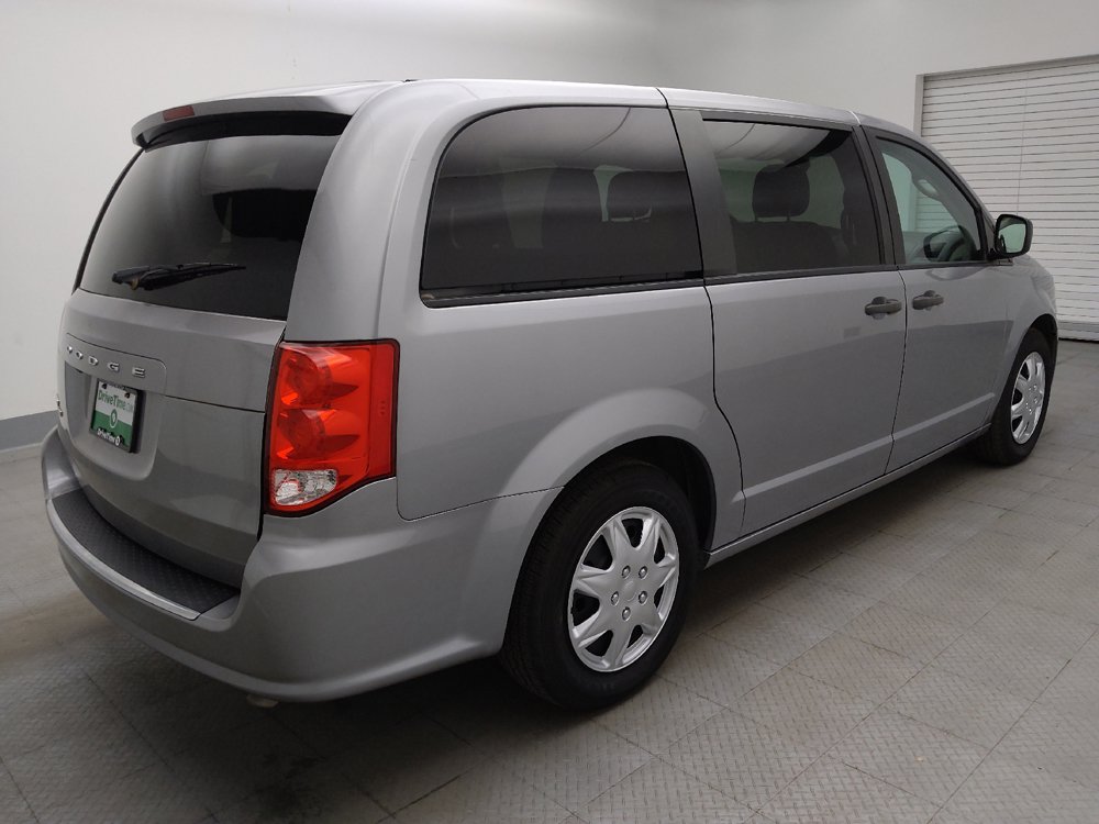 Used 2020 Dodge Grand Caravan SE FWD image 10