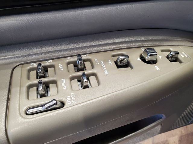 Used 1996 Chevrolet Impala SS image 22