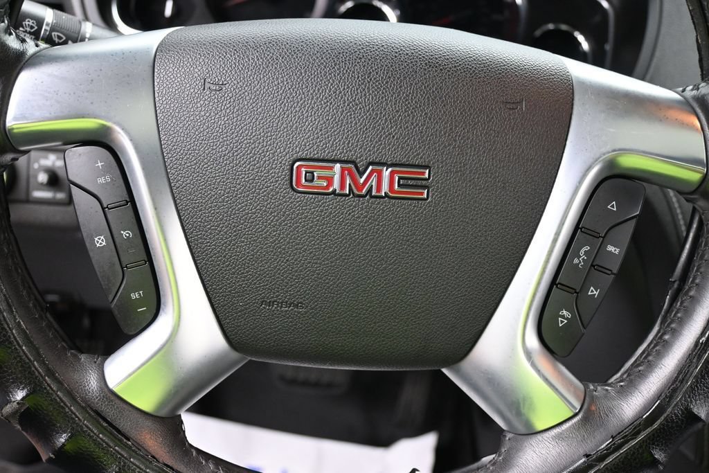 Used 2016 GMC Acadia SLE FWD image 12
