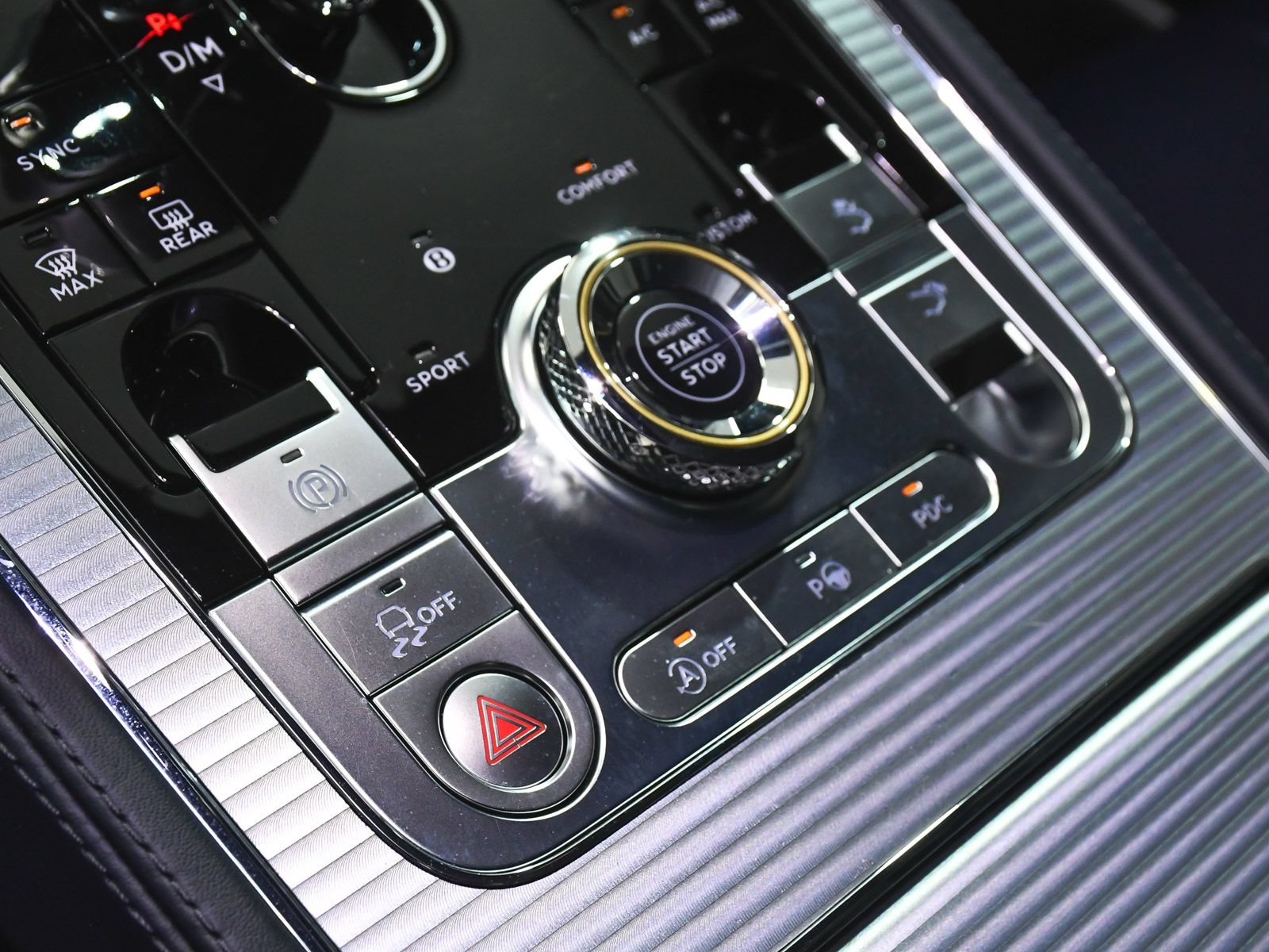 Used 2022 Bentley Continental GT AWD/4WD image 37