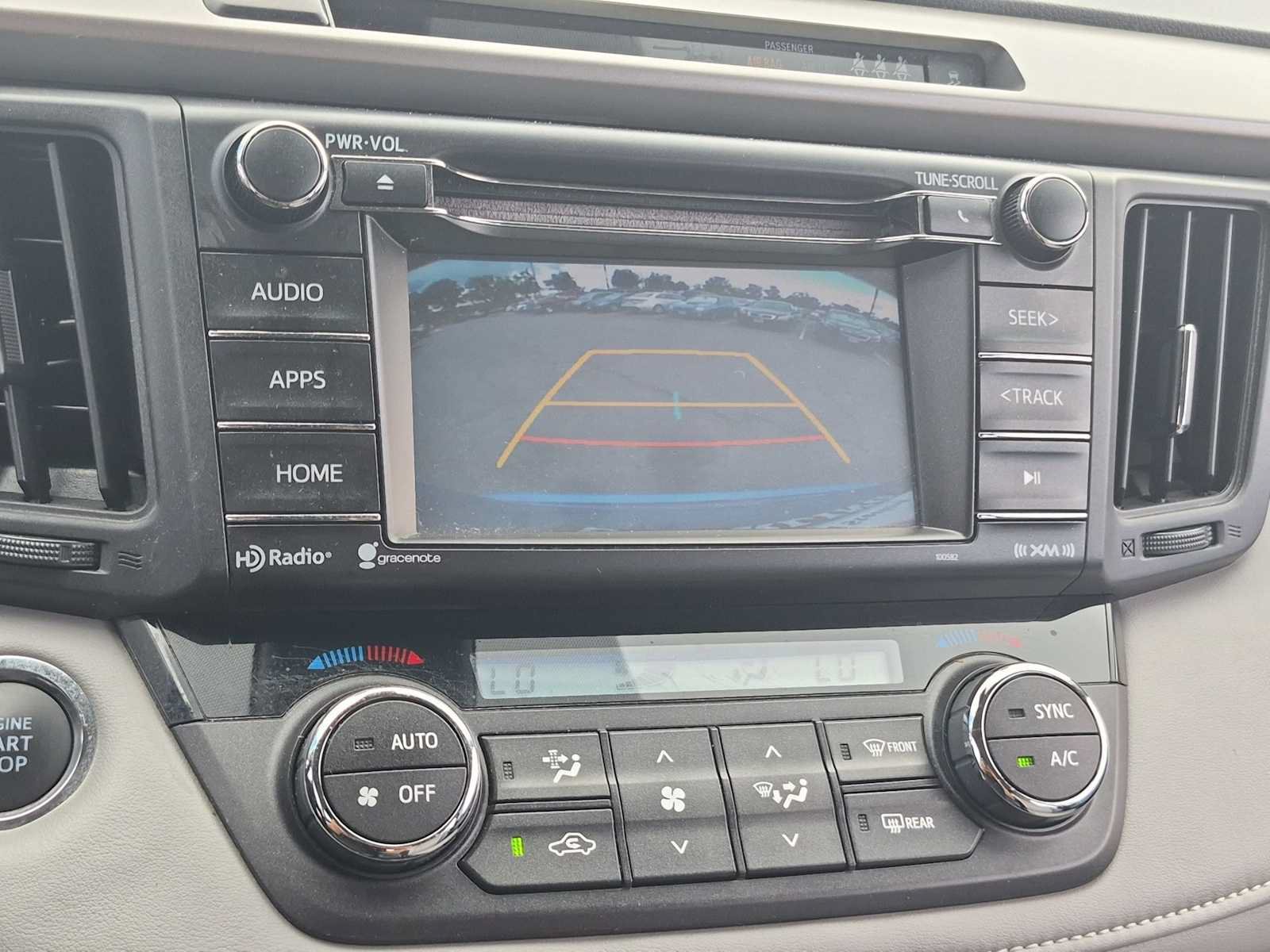 Used 2018 Toyota RAV4 XLE w/ Plus Extra Value Package FWD image 28