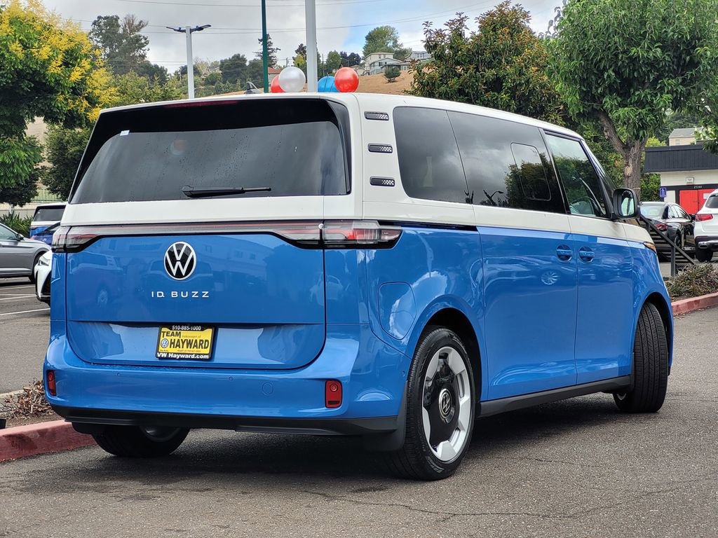 New 2025 Volkswagen ID. Buzz Pro S RWD image 4