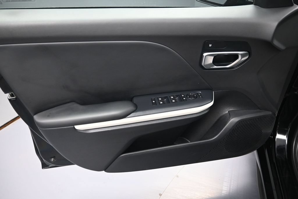 Certified 2025 Kia K4 EX w/ GT-Line Sunroof Package FWD image 11