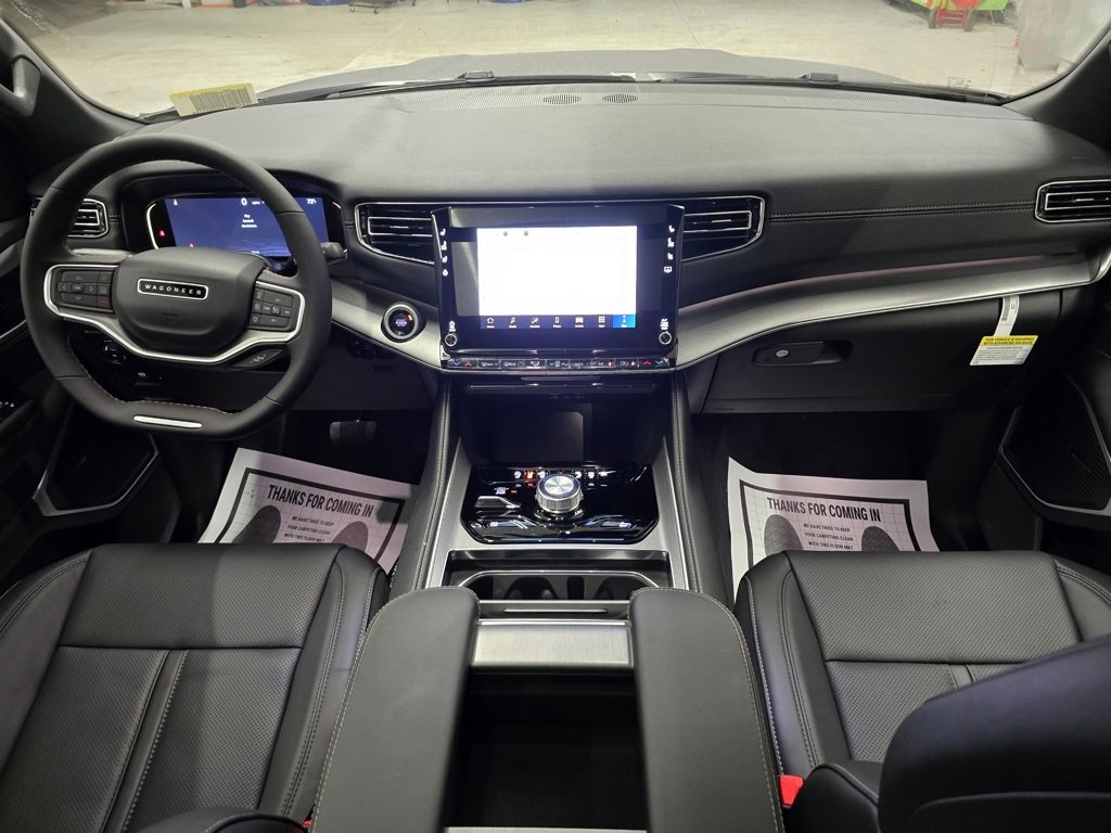 New 2025 Jeep Wagoneer L Series II w/ Premium Group I image 38