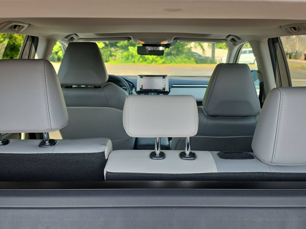Used 2019 Toyota RAV4 Limited w/ Carpet Mat Package AWD/4WD image 13