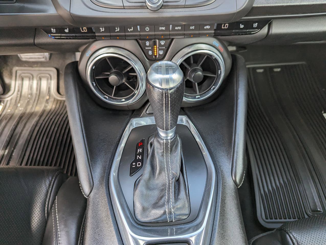 Used 2019 Chevrolet Camaro SS image 24