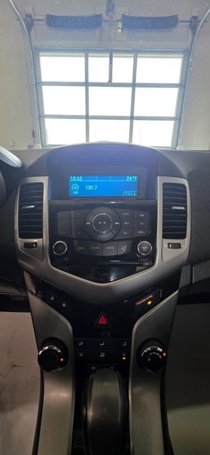 Used 2012 Chevrolet Cruze LT image 17