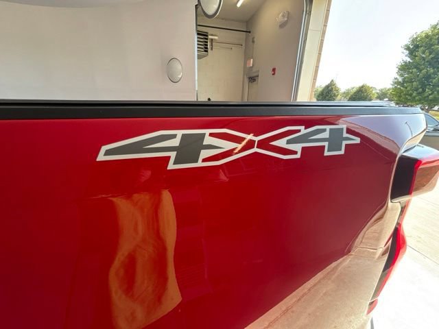Used 2024 Chevrolet Silverado 1500 W/T w/ WT Value Package AWD/4WD image 21