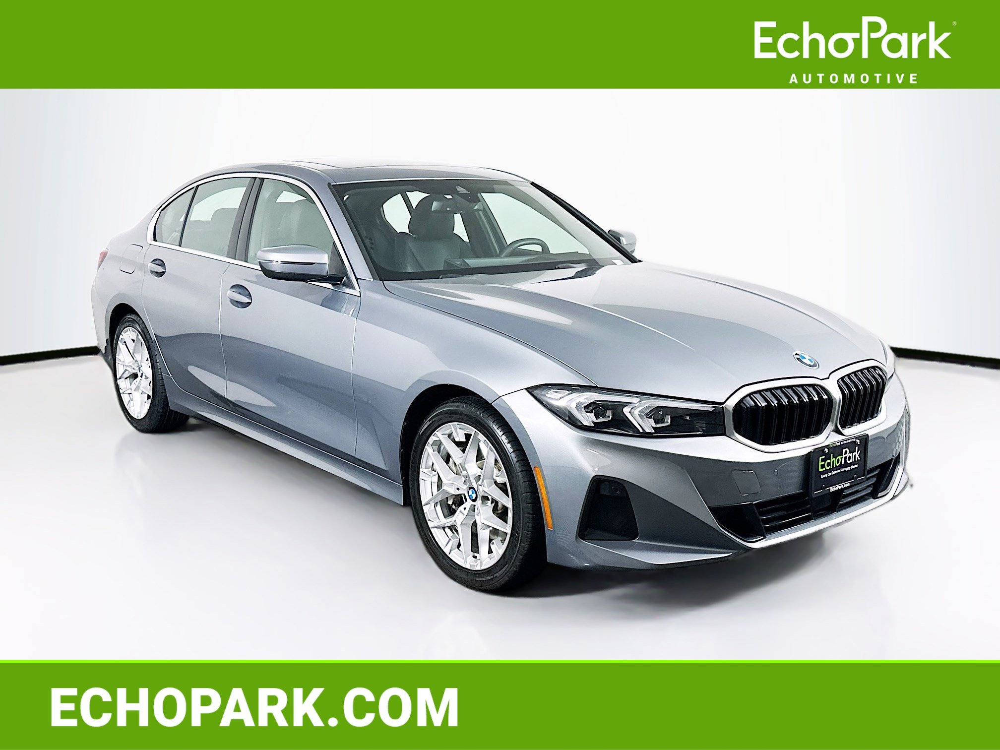Used 2025 BMW 330i Sedan image 1