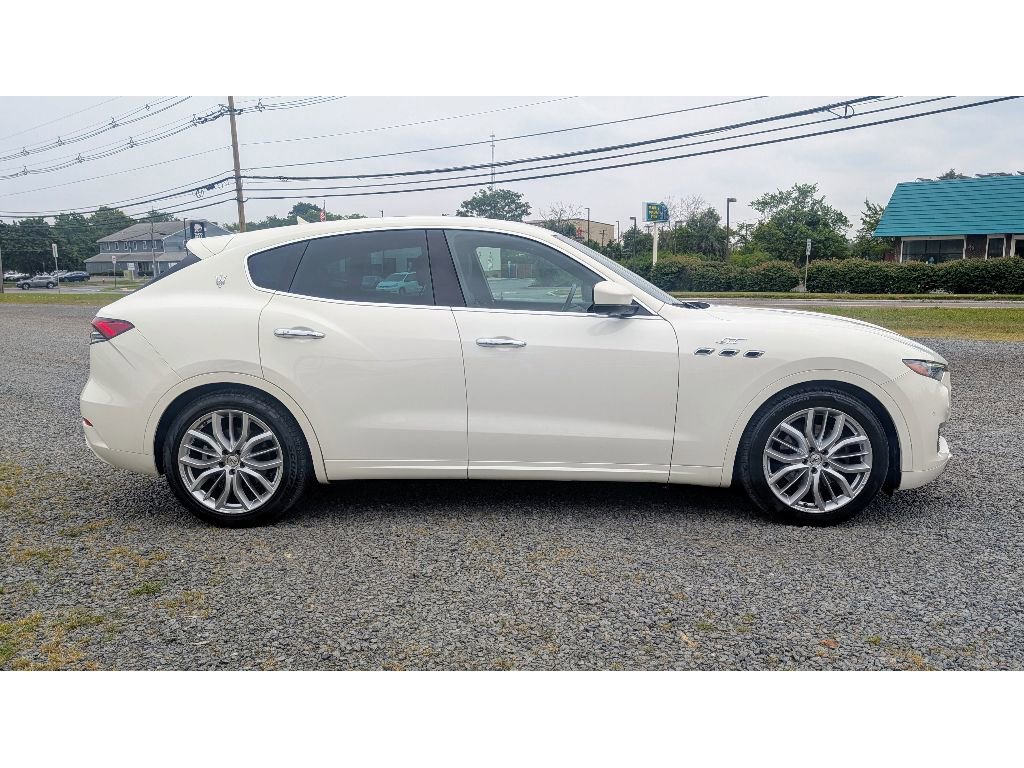Used 2022 Maserati Levante GT image 8