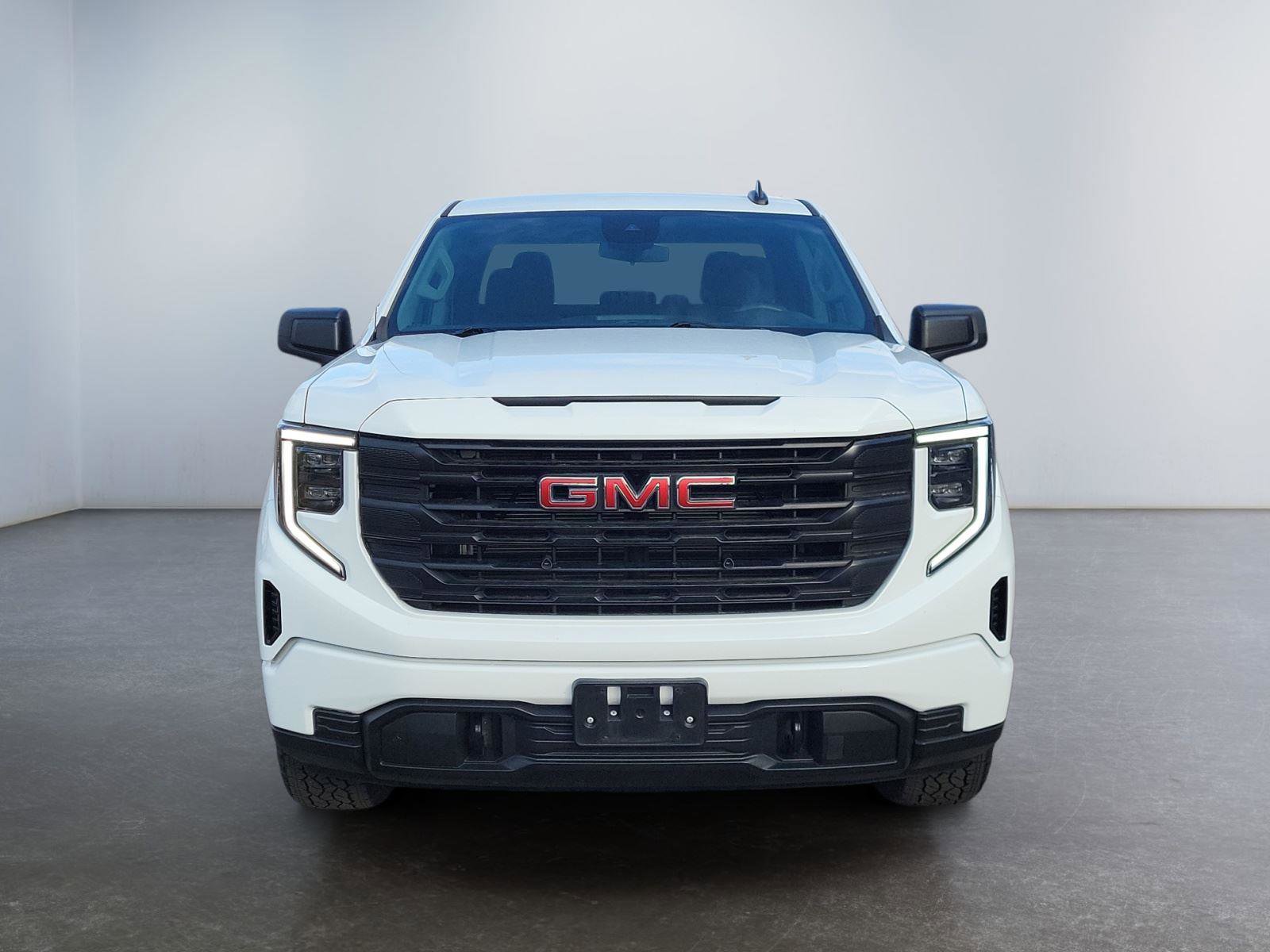 Used 2023 GMC Sierra 1500 Pro w/ Graphite Edition image 8