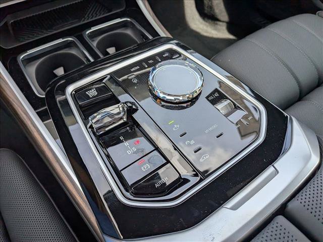 New 2026 BMW 740i RWD image 15