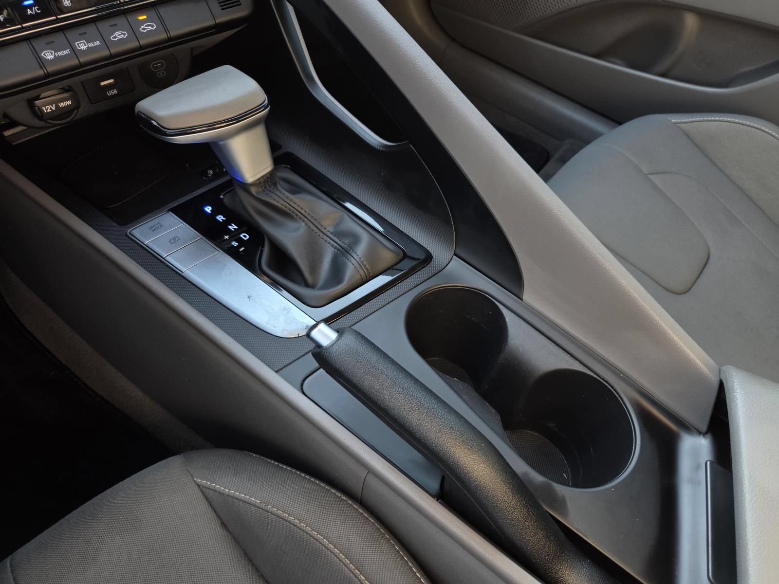 Used 2025 Hyundai Elantra Sport FWD image 23