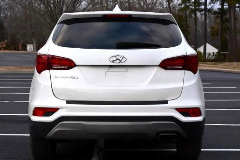 Used 2017 Hyundai Santa Fe Sport image 6