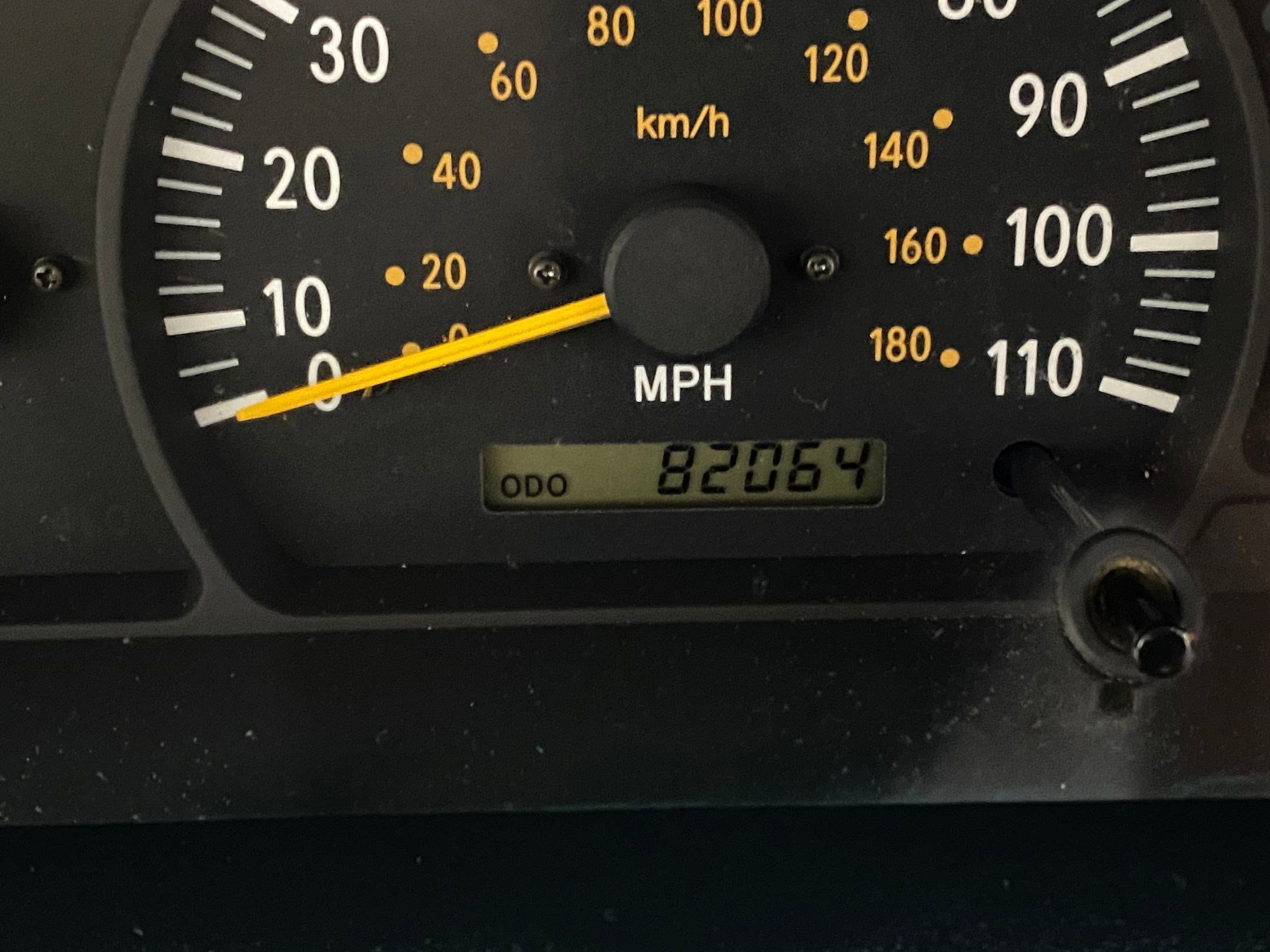 Used 2002 Toyota Tundra Limited image 18