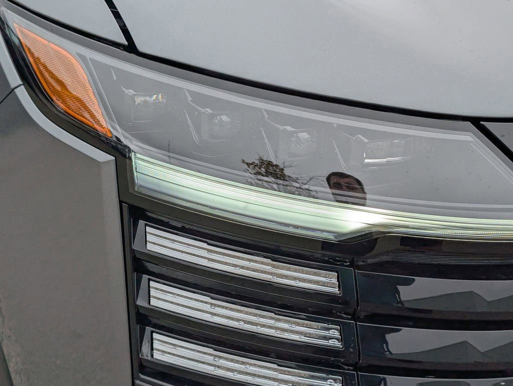 New 2026 Nissan Kicks SV image 9