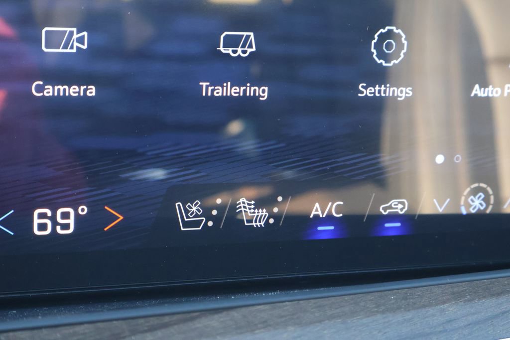 New 2026 Chevrolet Tahoe High Country w/ Sun And Tow Package image 30