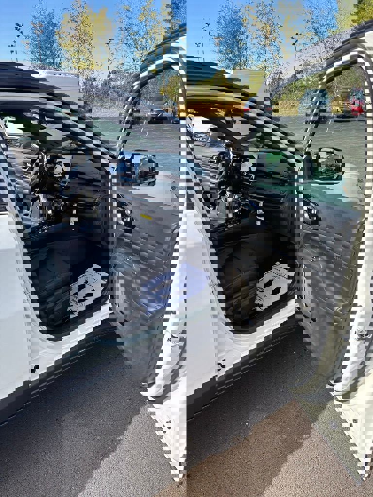 New 2026 Jeep Compass Limited image 19