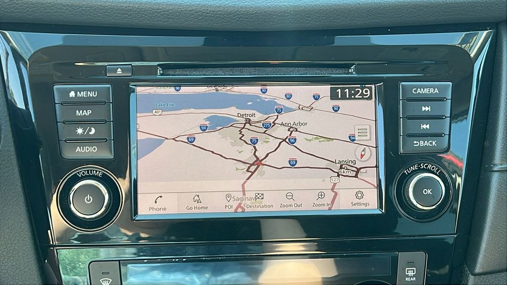 Used 2020 Nissan Rogue SV image 24