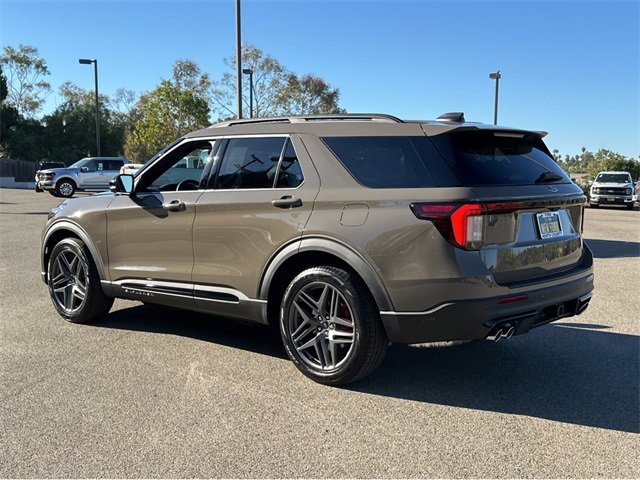 New 2026 Ford Explorer ST image 4