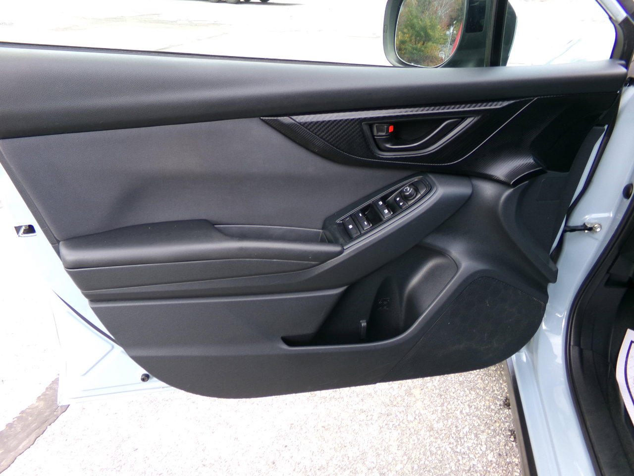 Used 2019 Subaru Crosstrek 2.0i Premium w/ Eyesight System image 13