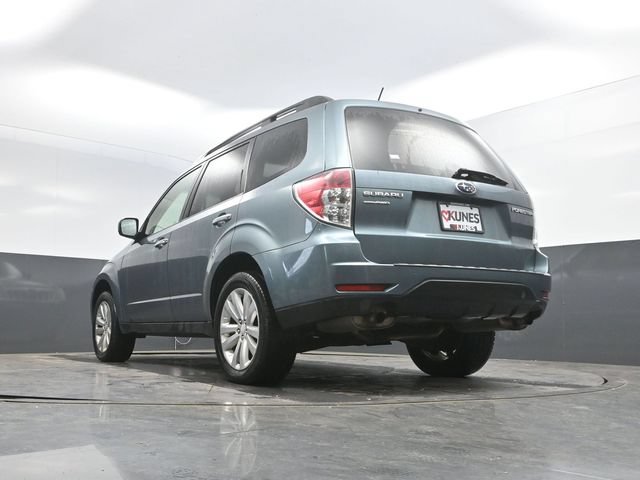 Used 2012 Subaru Forester 2.5X Premium AWD/4WD image 39