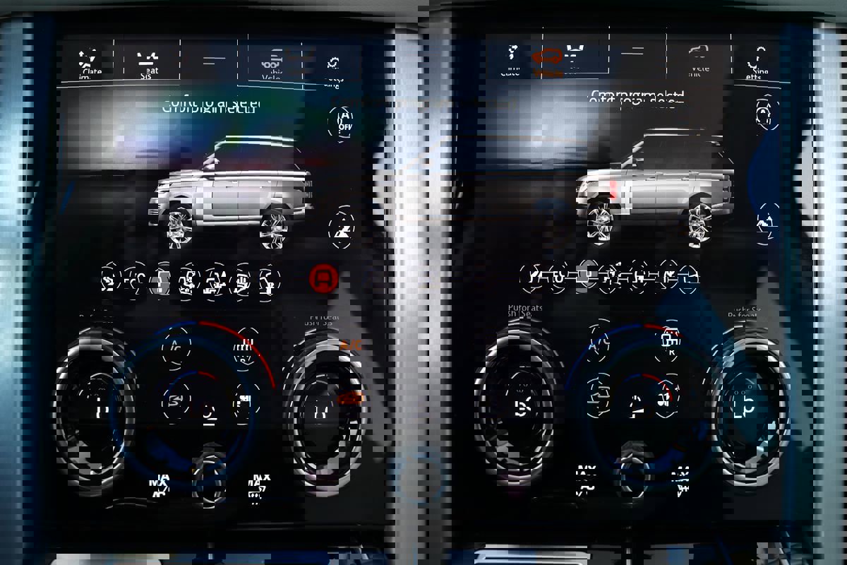 Used 2021 Land Rover Range Rover P525 Westminster Edition LWB image 30