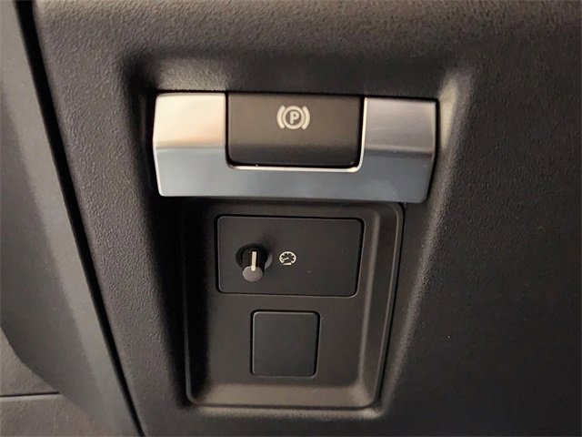 New 2026 Land Rover Defender 110 S image 22