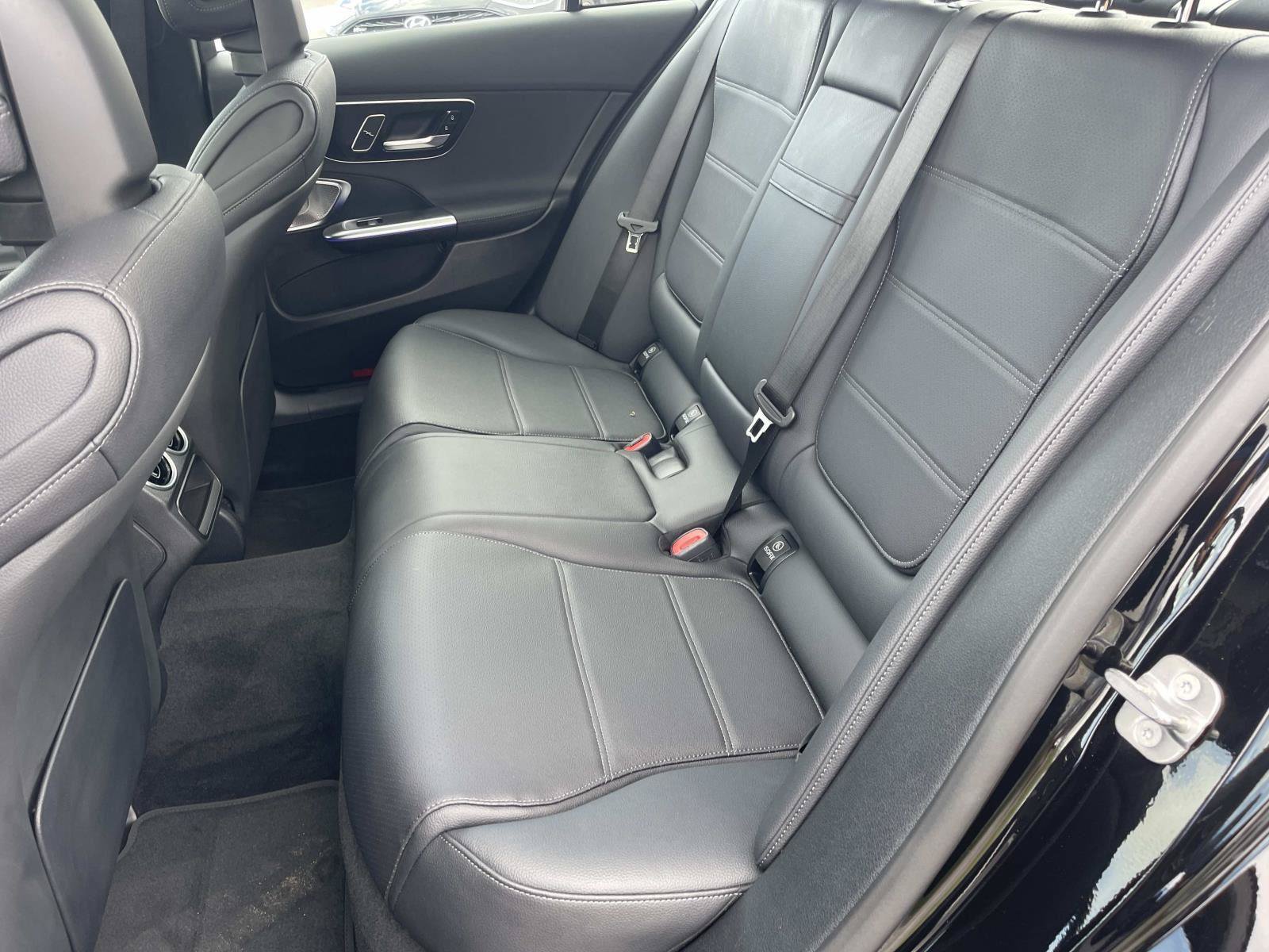Certified 2025 Mercedes-Benz C 300 4MATIC Sedan image 18