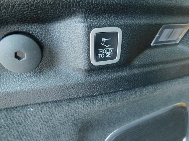 Used 2023 Jeep Grand Cherokee L Summit image 44